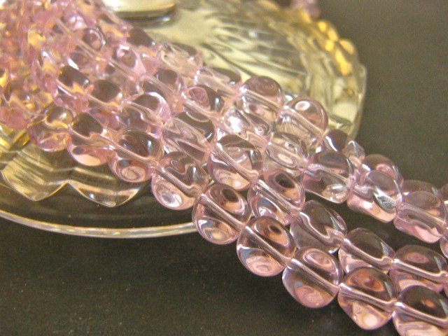 Pink Glass Beads 8mm Round Twist Transparent