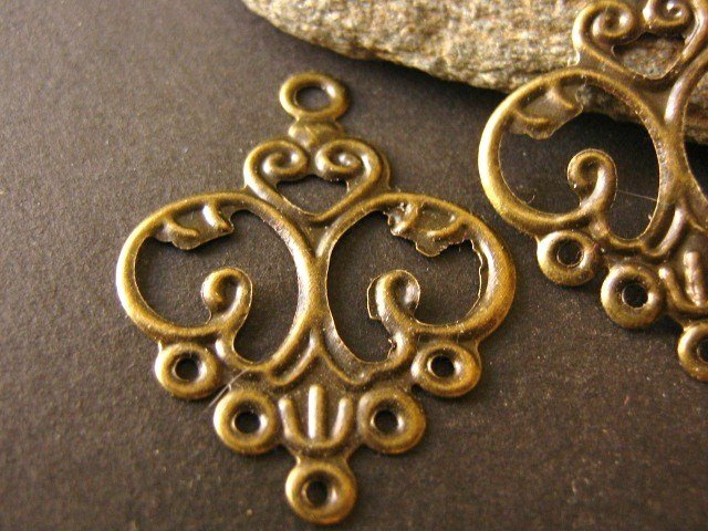 Findings Filigree Pendants 24x13mm Antique Bronze