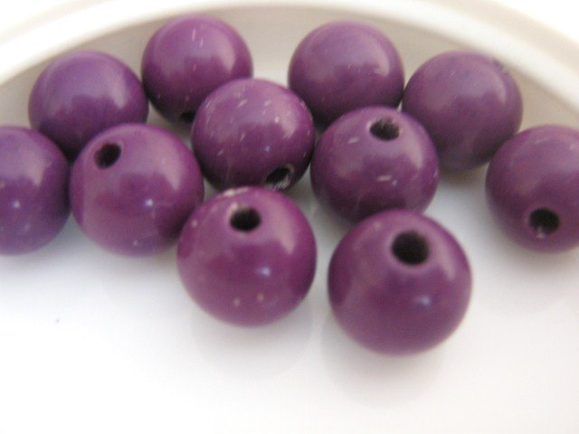 Purple Opaque Vintage Lucite Beads 7mm Round