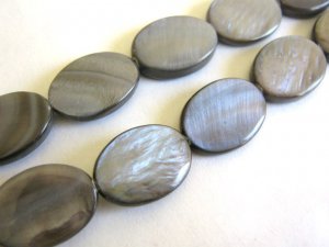 Black Shell Beads 13x18mm Flat Oval