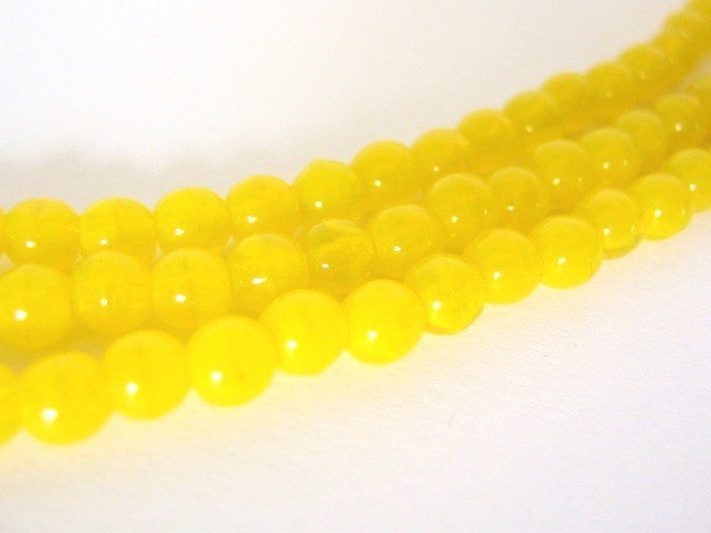 4mm Round Milky Yellow Czech Glass Beads Druk