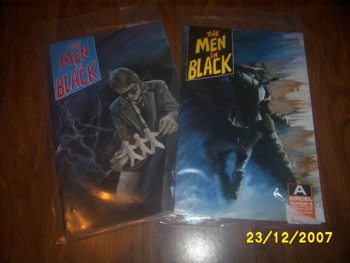 Men in Black 2 & 3 Comics x 2 In plastic MIB
