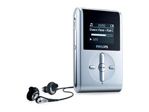 Philips HDD082 2GB MP3/WMA Player with FM Tuner
