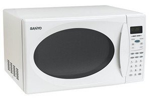 Sanyo EM-S5002W 1.1 Cubic Foot Capacity Countertop Microwave Oven