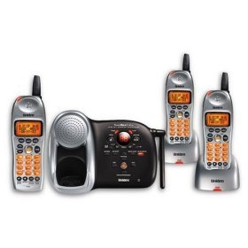 Uniden Dct6483 2.4 Ghz Digital Call Id Telephone With Answering Machine and 2 Extra Handsets