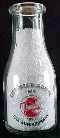 MILK BOTTLE PINT 2 color MILK ROUTE 10th CONVENTION MINT mr9 Read FAQ at