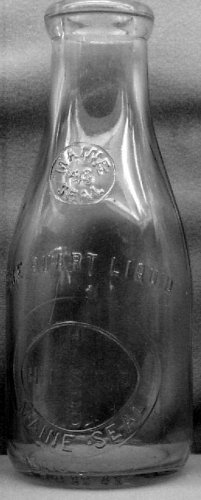 HISCO, Main Seal #48, Minor stain MA Milk Bottle Emb R Qt Cond E p401read FAQ