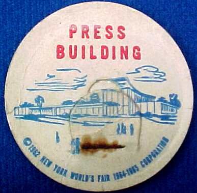 PRESS BUILDING NEW YORK WORLDâS FAIR MILK BOTTLE CAP sp7-read FAQ more .. . .