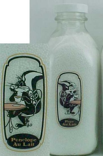 PEPE & PENELOPE THE LOVING COUPLE DRINKING MILK only 7,128 made by WB PS/Q MB p-50