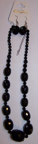 Textured Black Necklace