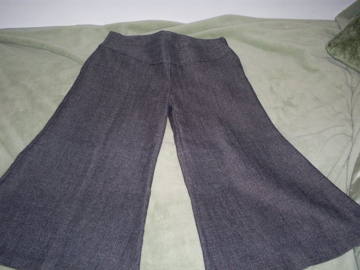 Gray Tweed Sway Capris