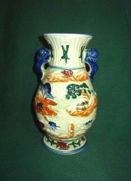 Raised Moriage Decoration 7 inch Vase ~ Vintage Pottery Marked Japan