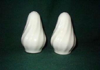White Swirl Salt and Pepper Shakers Excellent Condition