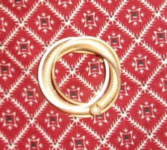 Spiral Textured Gold Tone Pin Brooch with Faux Pearl Vintage - Estate Find