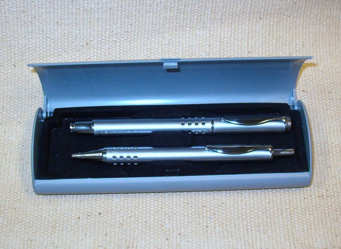 Chrome Pen Set with Snap Shut Box Older Unused Modern Design