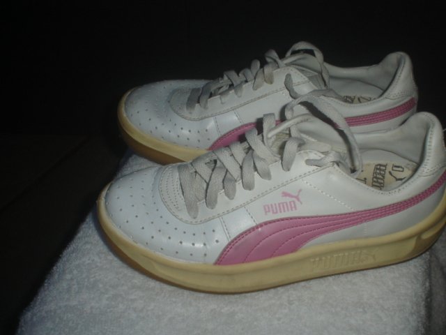 Puma GV Special LEATHER SHOES WHITE PINK Size 5.5 Used