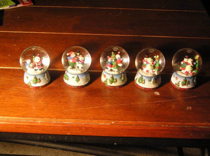 Christmas Water globes (small)
