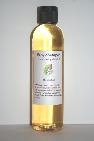 Baby shampoo and body wash 250 mL (8 oz)