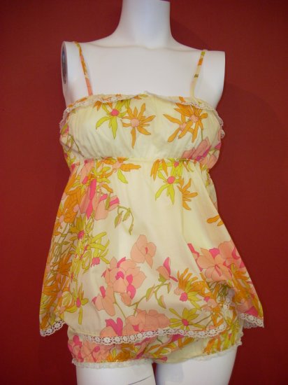 WENDY GLEZ CAMISOLE AND KNICKERS
