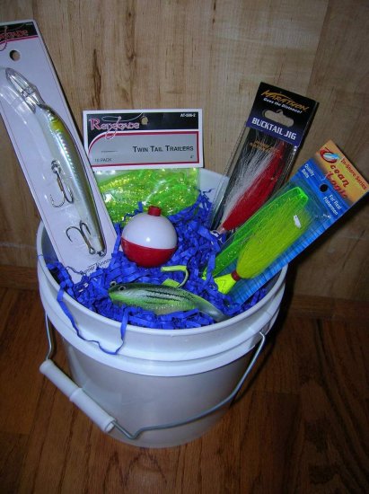 Saltwater Fishing Gift Basket, "Skipper" skip002b