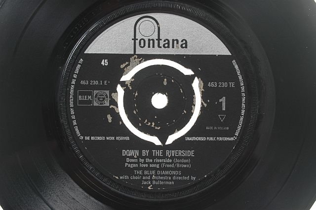 BLUE DIAMONDS Down By The Riverside FONTANA 7" 45 RPM