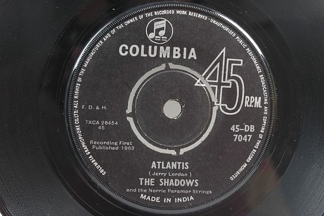 THE SHADOWS Atlantis HANK MARVIN 7" 45 RPM - INDIA