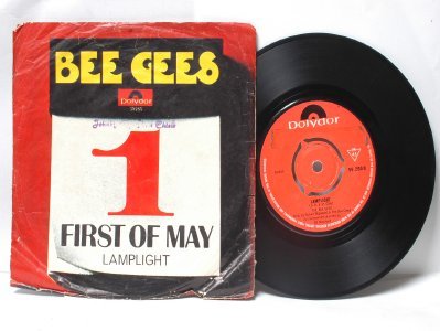 BEE GEES First Of May INTERNATIONAL Polydor 7" 45 RPM PS