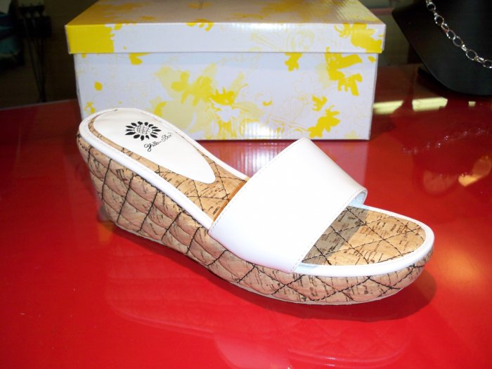 White Corker from Yellow Box - Size 8 1/2