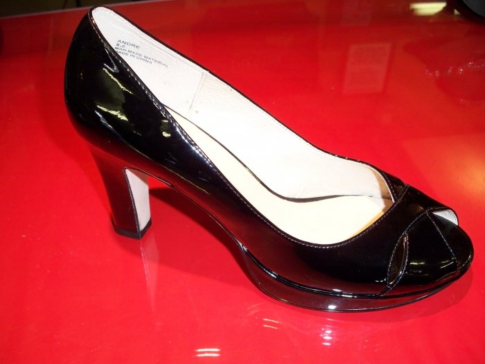 Black Andre from Yellow Box - Size 6