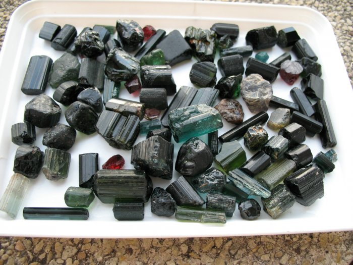 MIXED TOURMALINE LOT 230 GRAMS