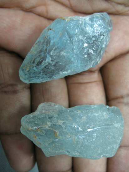 100 grams of aquamarine