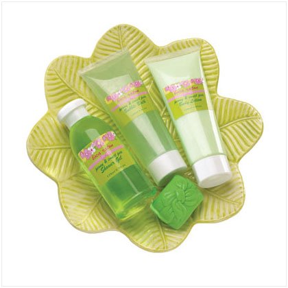 #36375 Bath Set On Green Leaf Dish