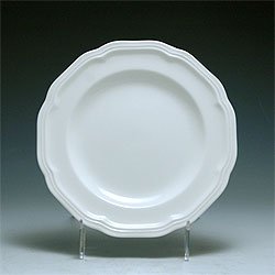 Mikasa Antique White Bread and Butter Plate (set of 4)
