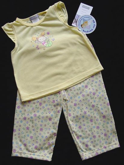 2 PC Carter's Yellow Pajamas, Top and Pants, 2T New