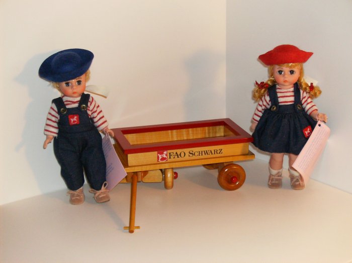 Madame Alexander FAO Schwartz David & Diane 8"