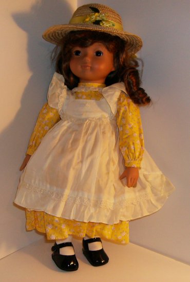 La Cheri III #7586 Yellow Danielle 1984