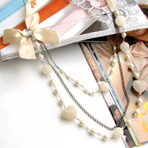 Cream necklace