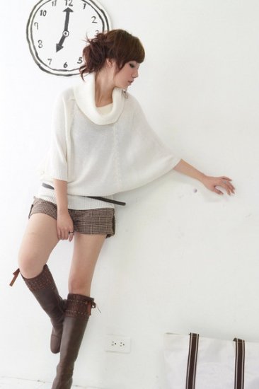 T20-Poncho top - white