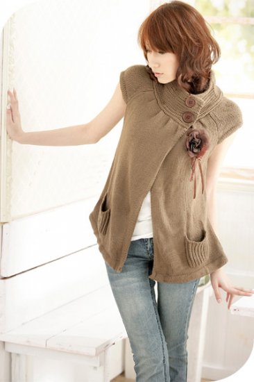 T23-Knitted cap-sleeve top - cocoa (Flower not included)