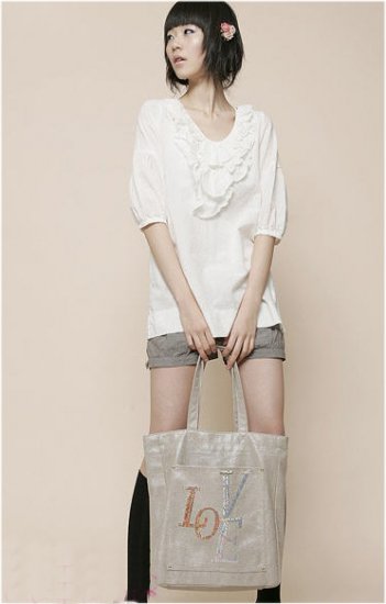T46-White Ruffled Top