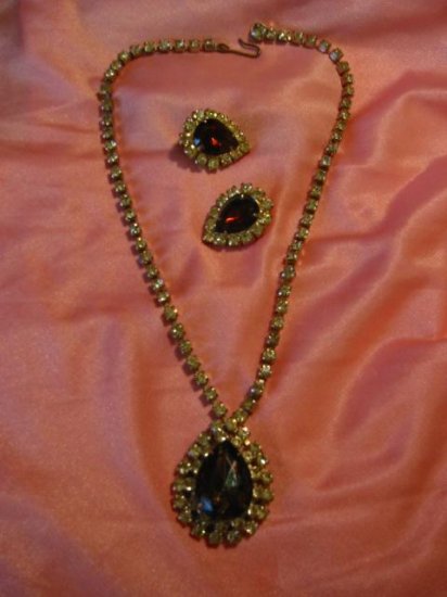Exquisite~ Pear Shape Amber Rhinestone Necklace Clip Earrings