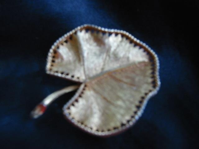 Reticulated BSK brushed gold tone Leaf pin brooch ~ Unique