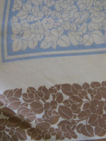 Rare Ann Fogarty beautiful Vintage floral Scarf