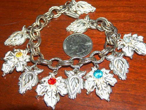 Vintage charm bracelet leaves charms leaf design