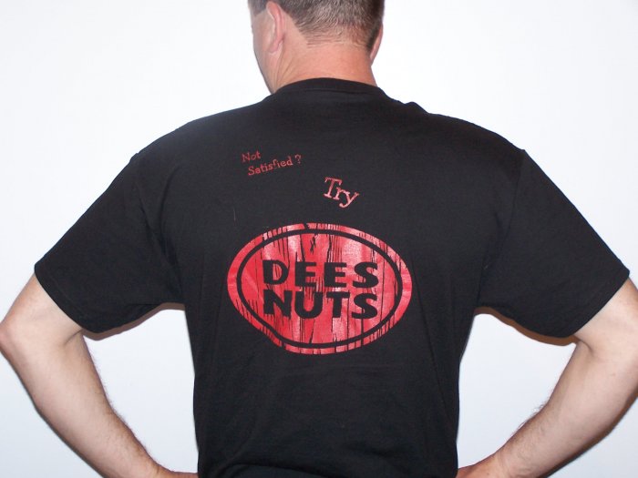 dees nuts tee