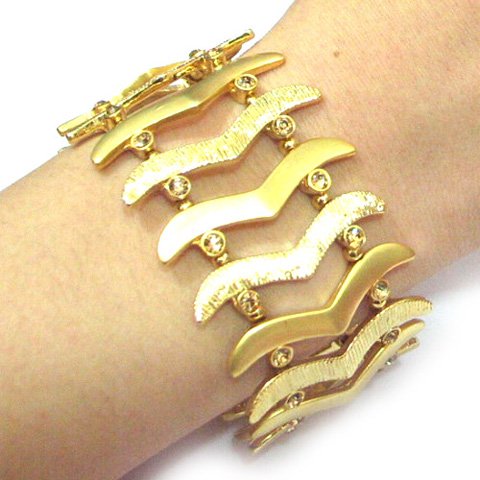Gold Link Bracelet (lib)