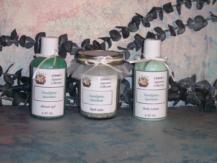 Shower Gel, Silky Body Lotion and Bath Salts Gift Set