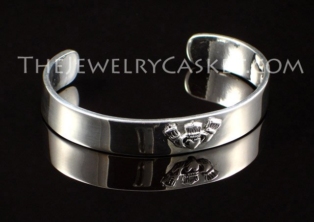Claddagh Bangle ~ High Polish Pewter Bracelet