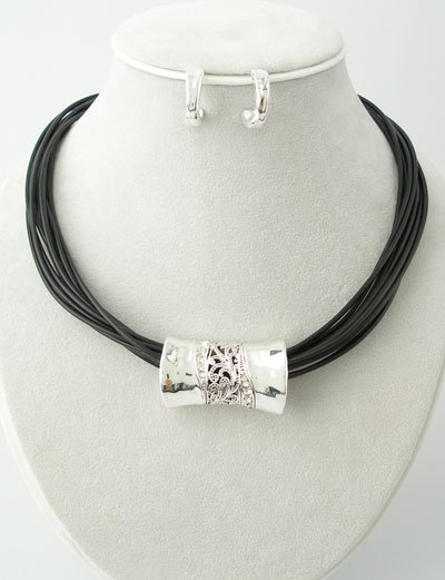 Neckalce Set