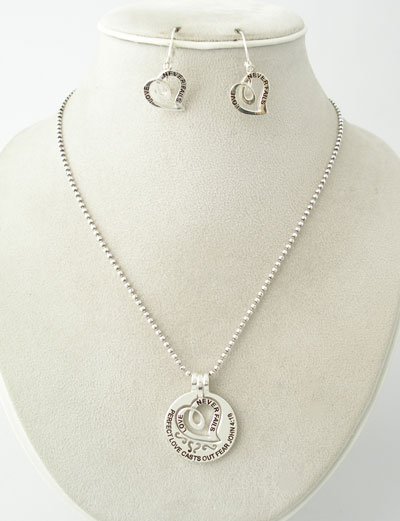 Necklace Set